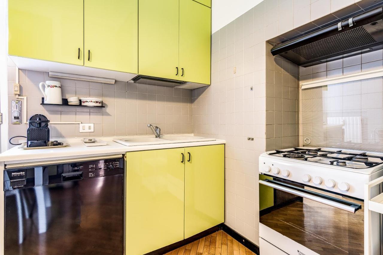 Huge Center Guastalla Gardens 8pax Appartement